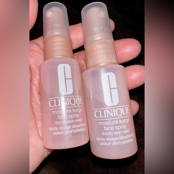 Clinique Moisture Surge Face Spray - Picture 1 of 3